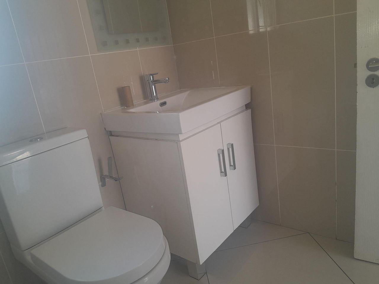 Photo 4 of 14