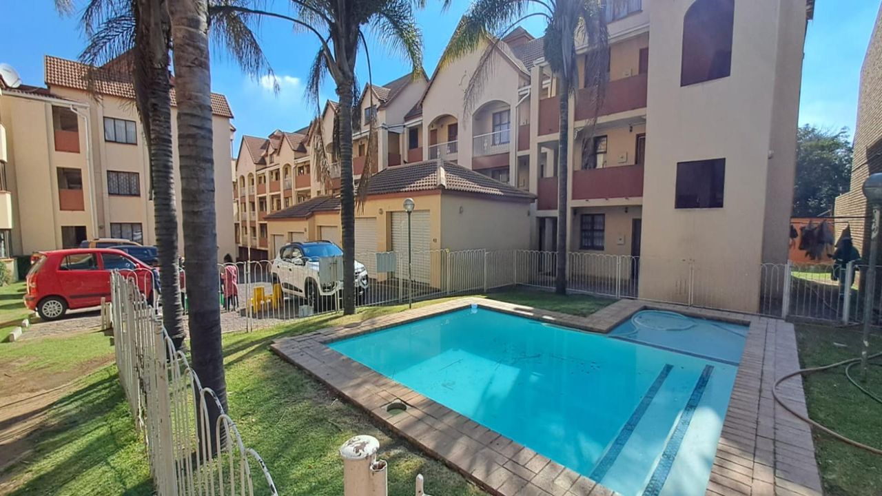 Photo 6 of 16