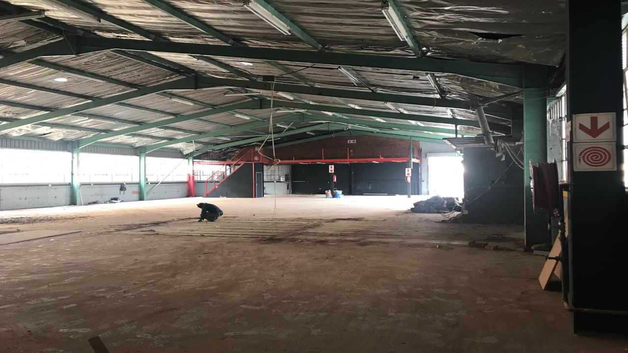 Photo 5 of 13