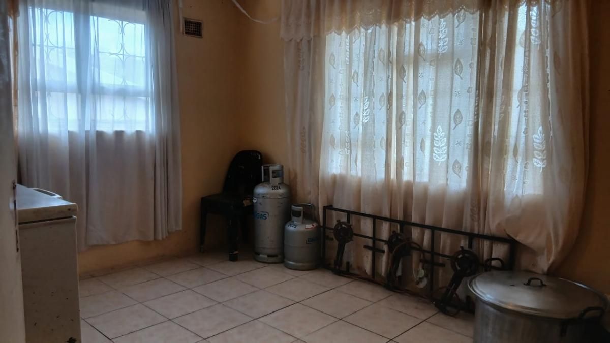 Photo 6 of 13