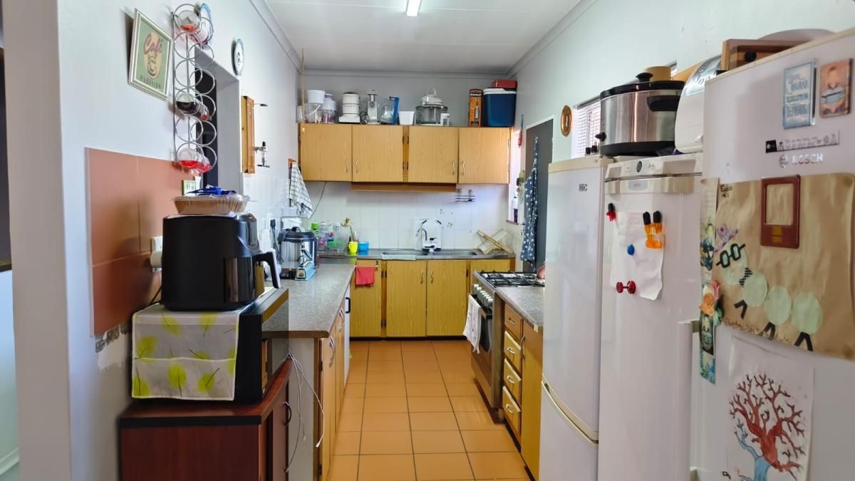 Photo 10 of 17