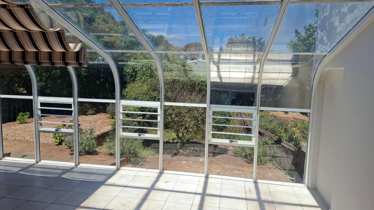 Photo 9 of 22