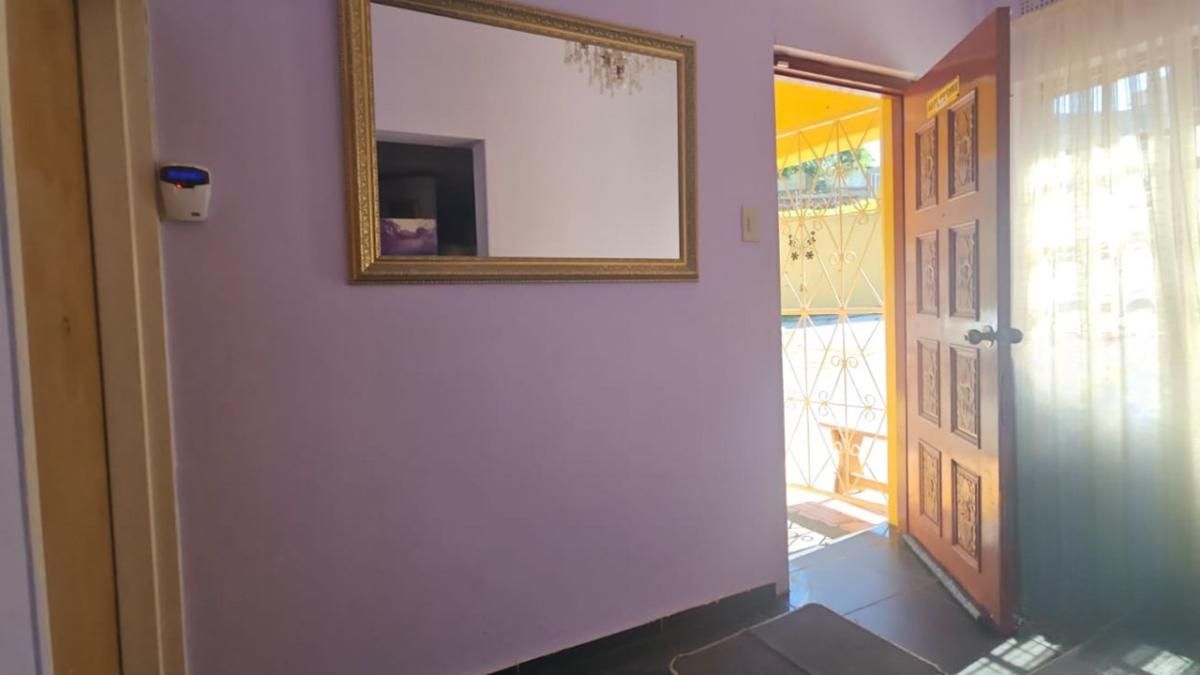 Photo 7 of 23