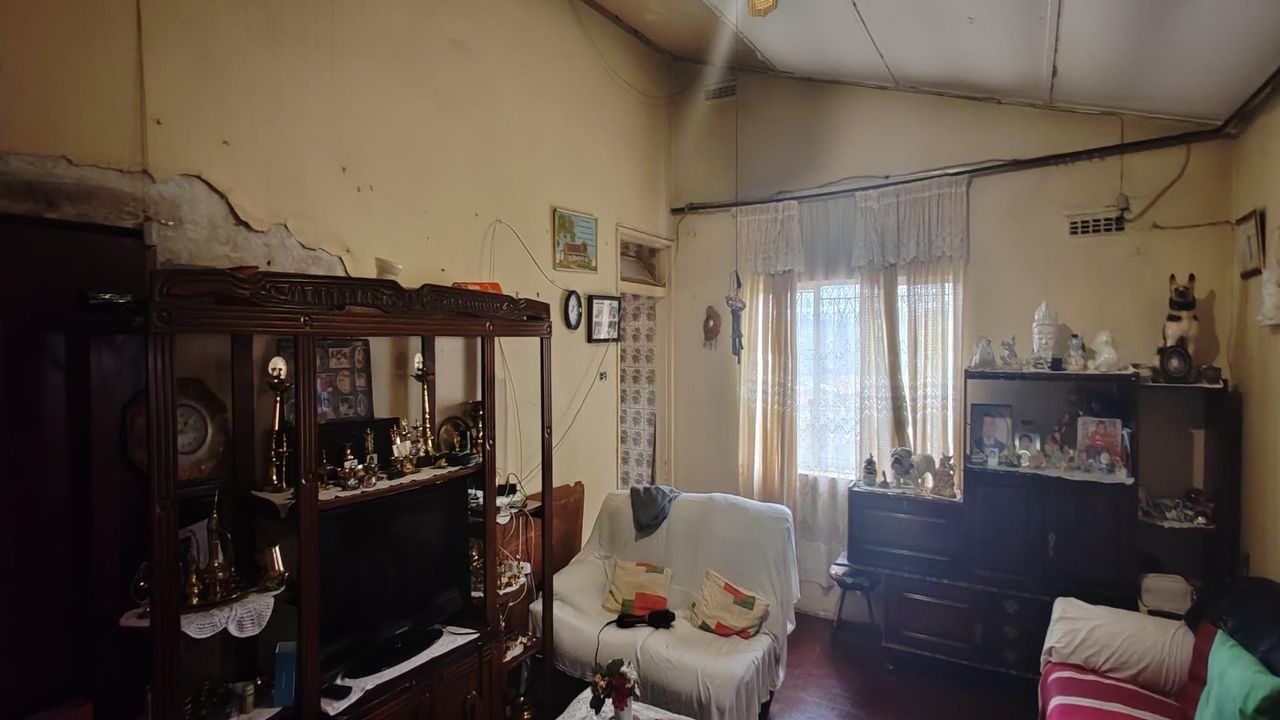 Photo 5 of 13