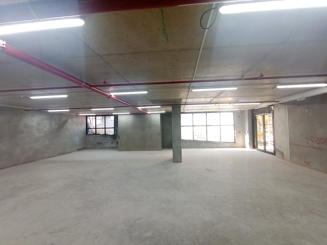 Photo 5 of 10