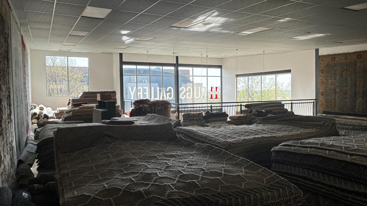 Photo of Commercial Property to let in Hoogland, Randburg