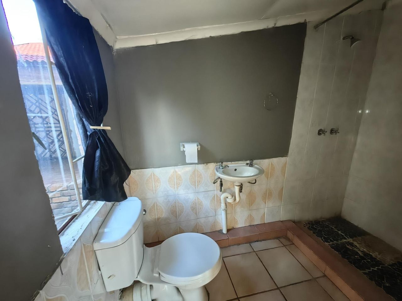 Photo 20 of 26
