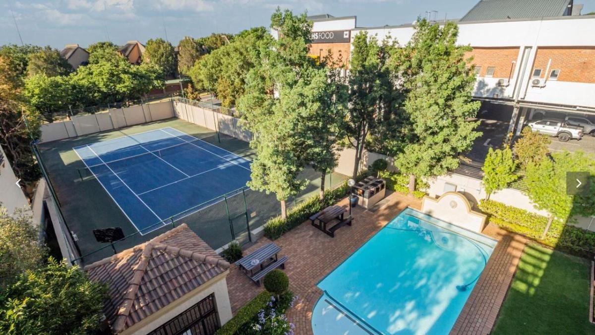 L'Appartement

RIB L/S TOP

ブラウン Apartment (406.86 m²) for rent in Randburg (Douglasdale, Randburg