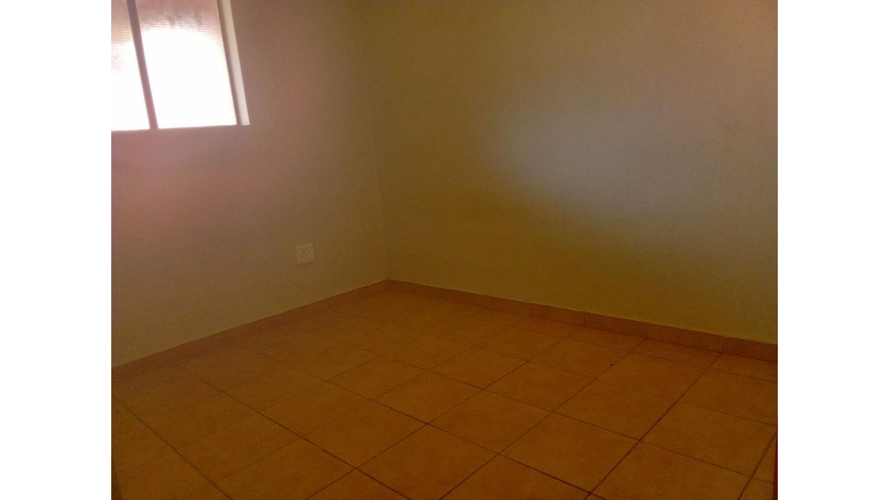 Photo 13 of 21