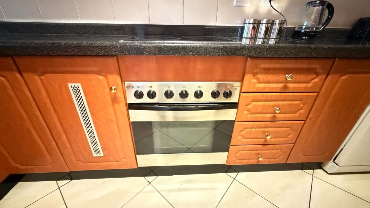 Photo 17 of 34