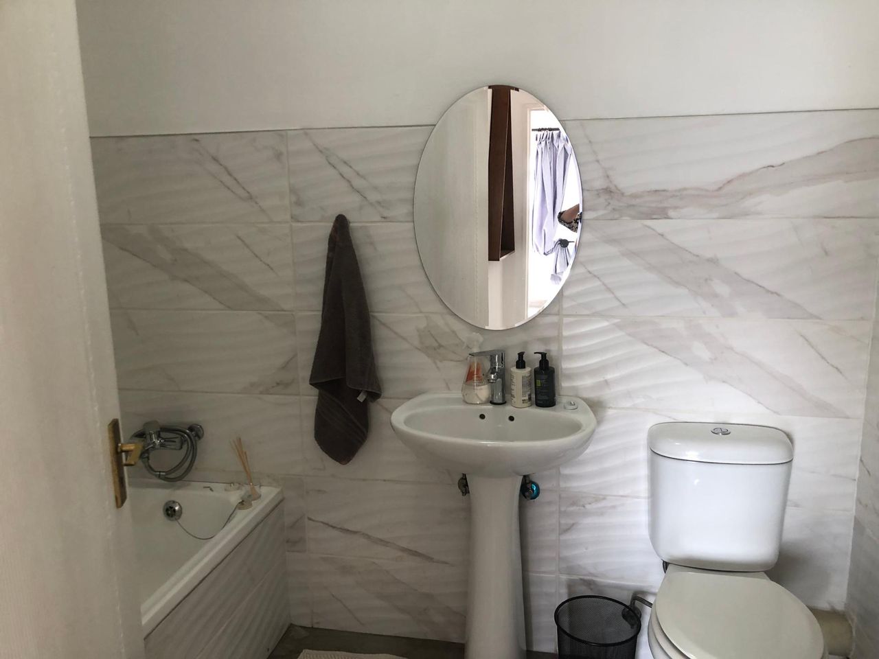 Photo 15 of 21