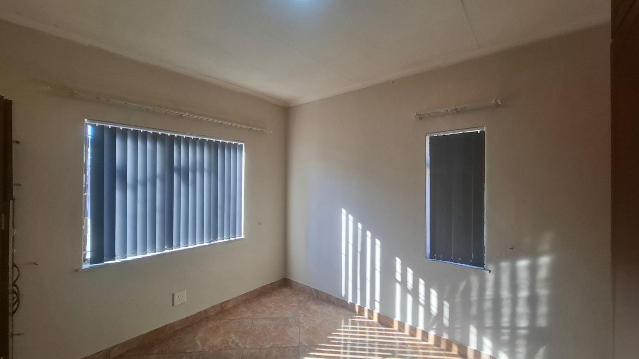 Photo of 3 Bedroom house for sale in Dennesig, Middelburg