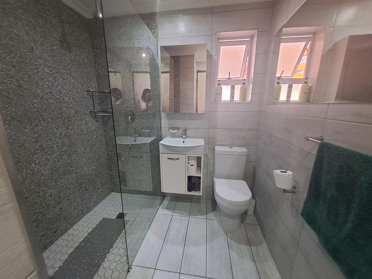 Photo of 3 Bedroom house to rent in Portlands, Mitchells Plain