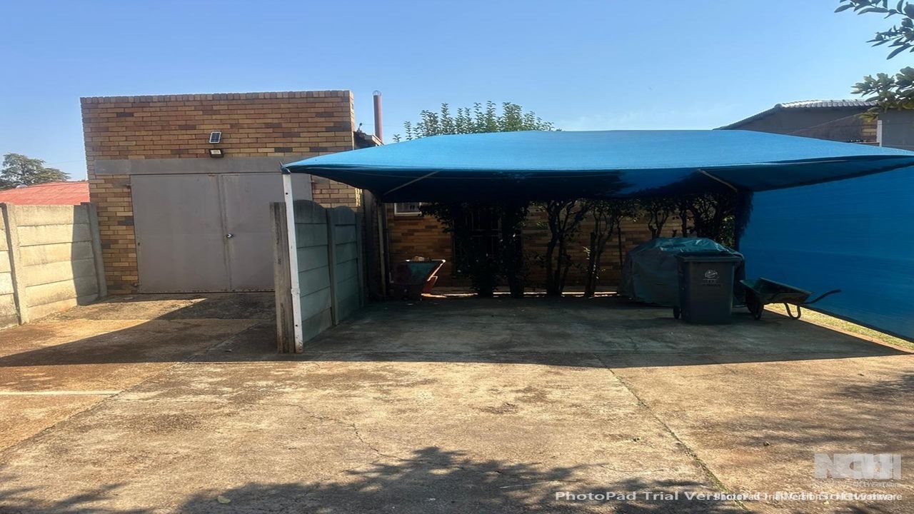 Photo of 3 Bedroom house for sale in Carletonville Central