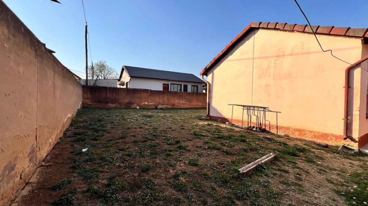 Photo of 2 Bedroom house for sale in Lotus Gardens, Pretoria
