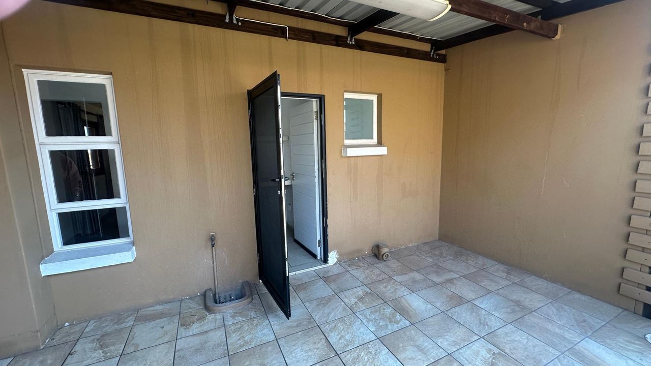 Photo 15 of 29