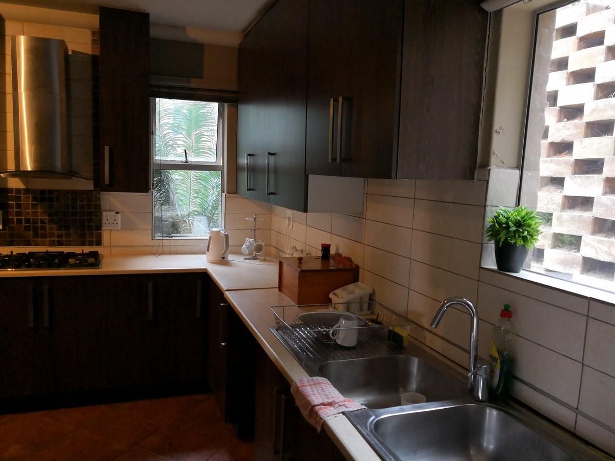 Photo 8 of 25