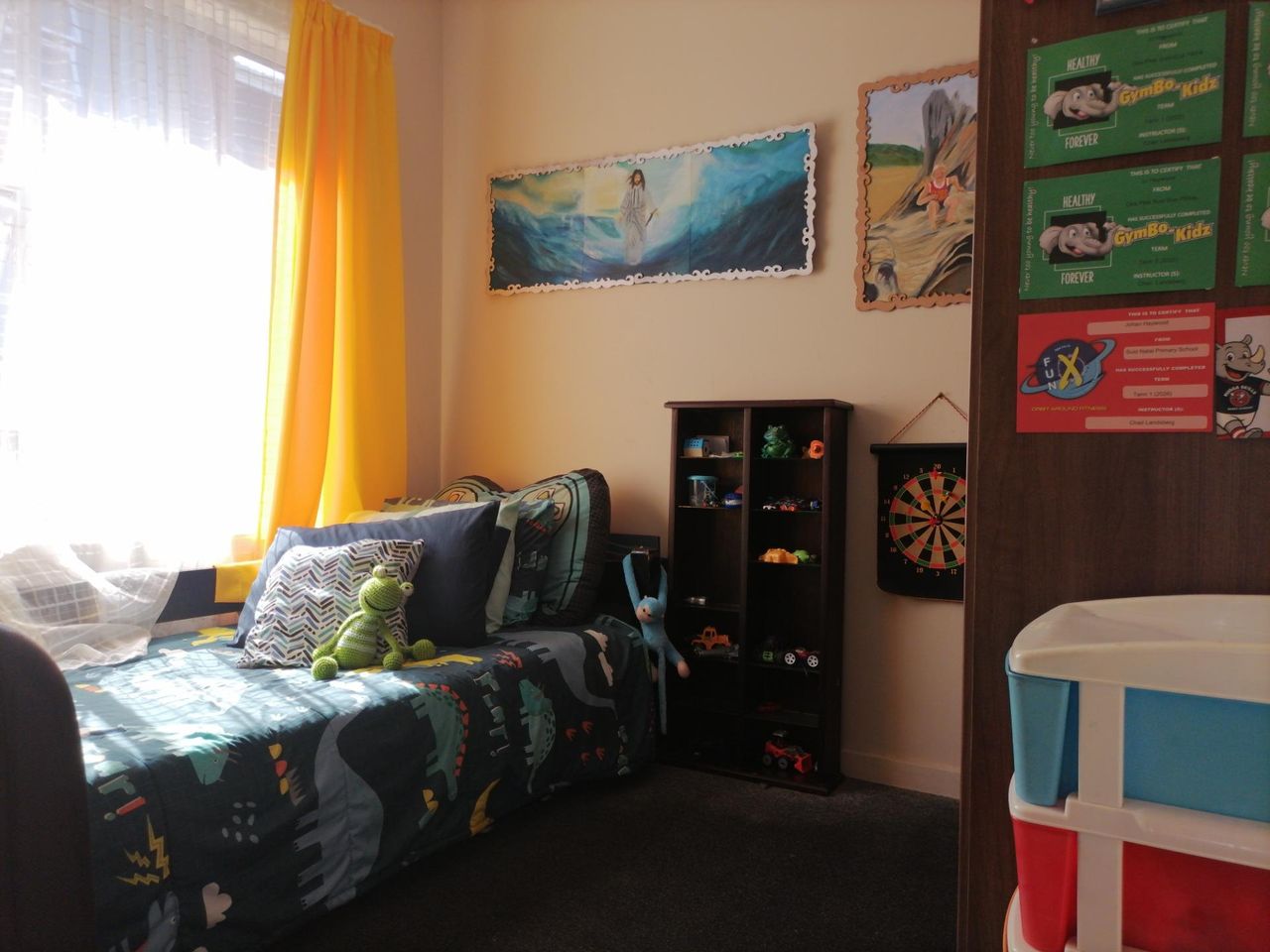 Photo 5 of 10