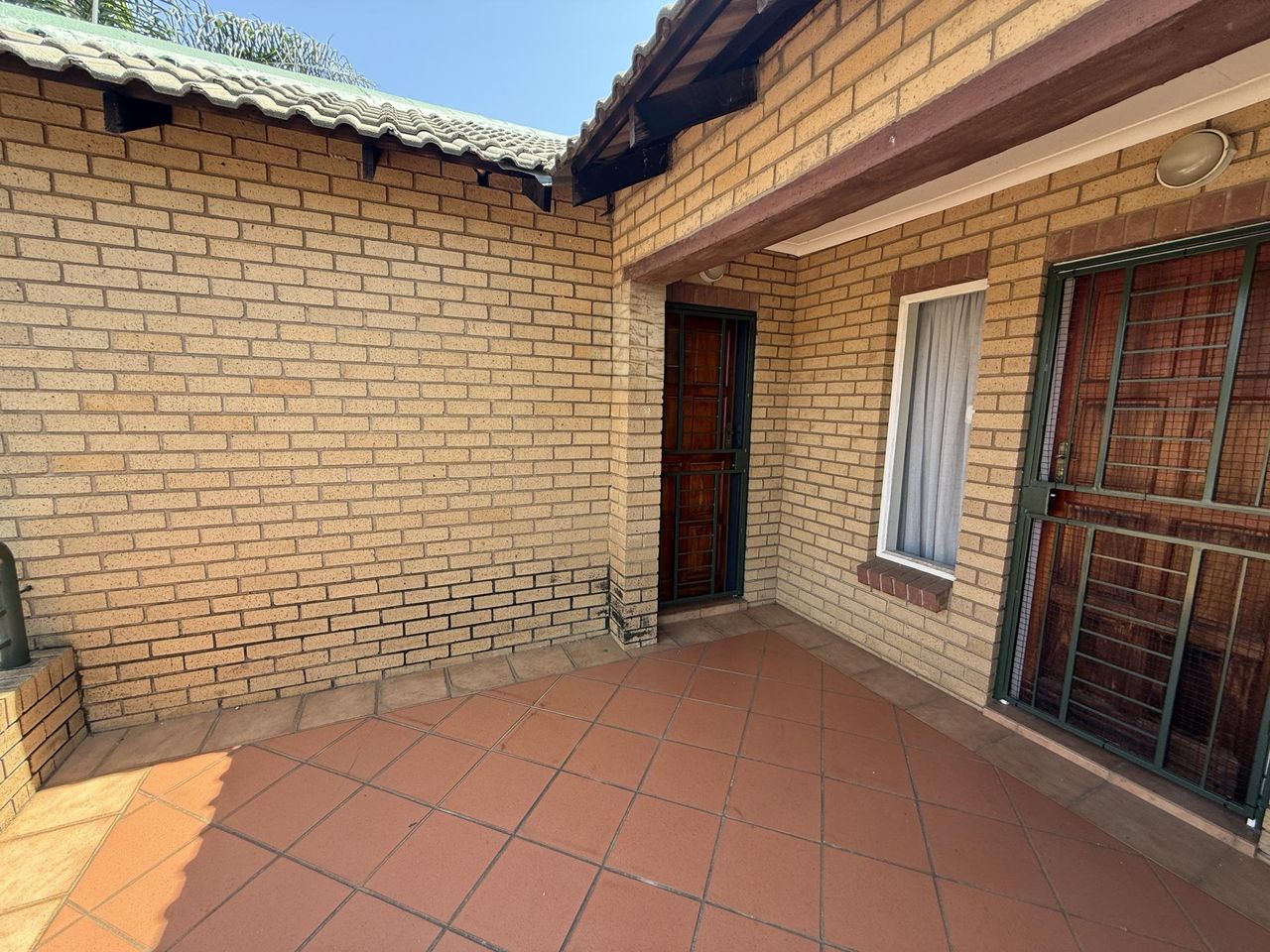 Photo 16 of 16