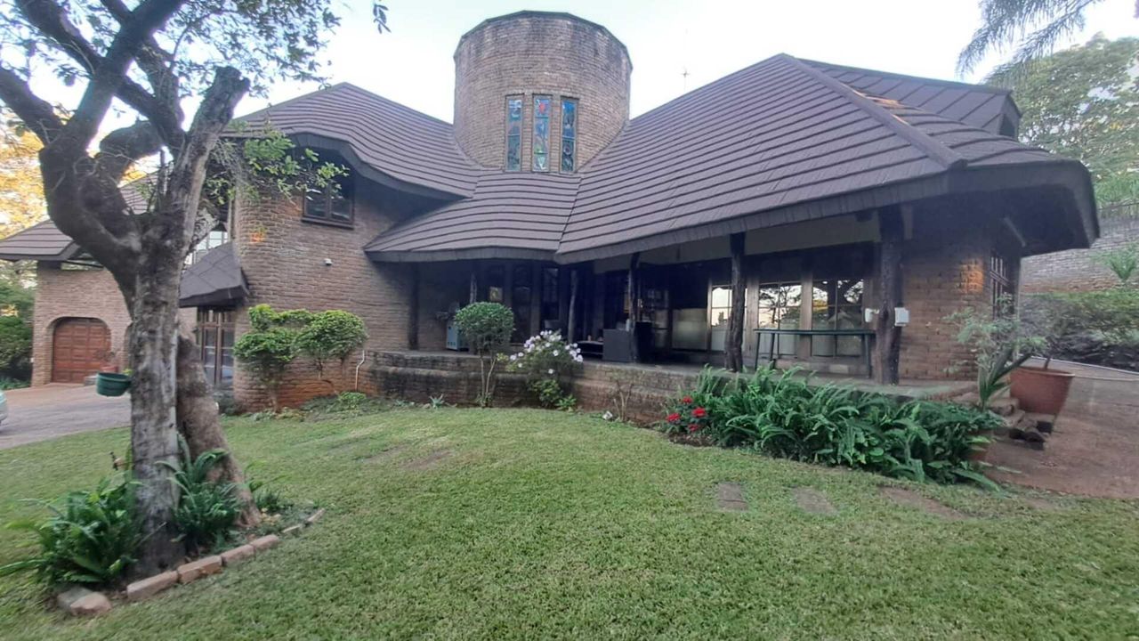 Photo 2 of 27
