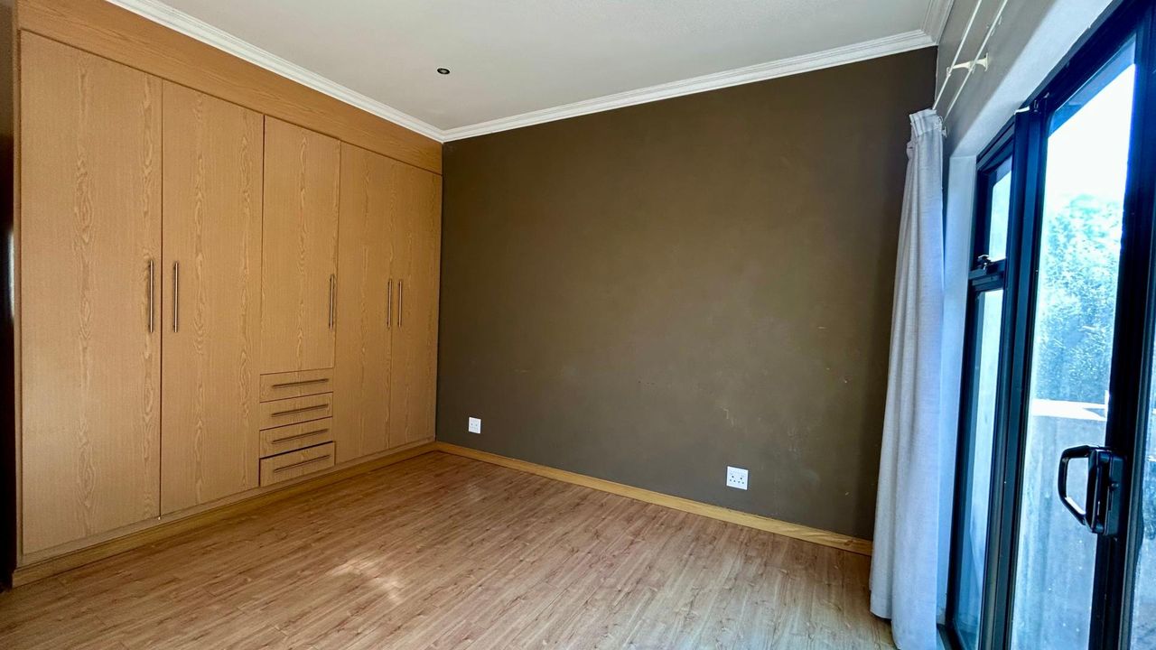 Photo of 4 Bedroom house for sale in Amandasig, Akasia