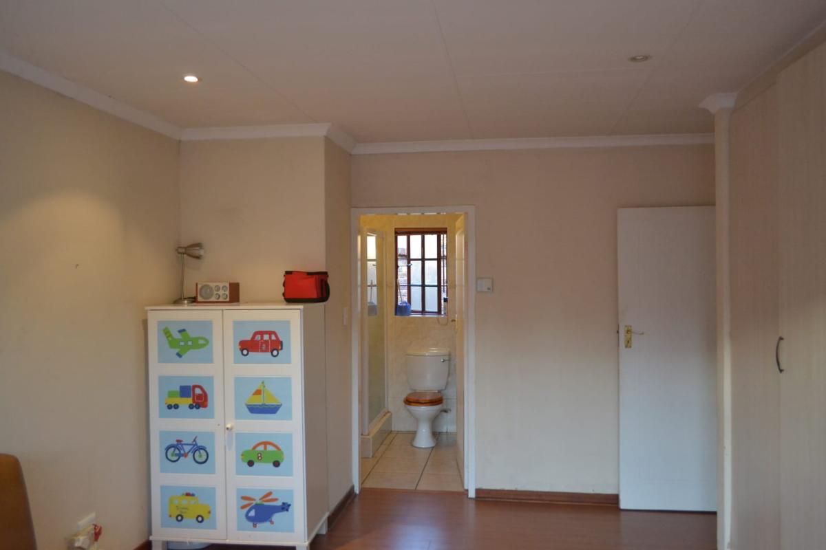 Photo of 3 Bedroom townhouse - sectional for sale in Amberfield Crest Estate, Centurion