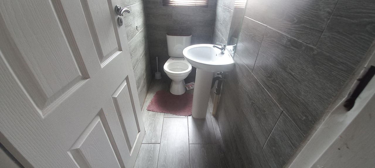 Photo 17 of 20