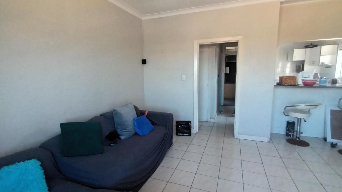 Photo 8 of 15