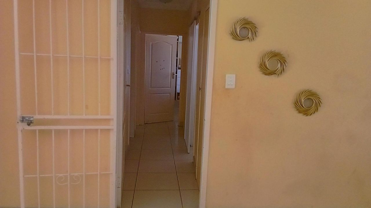 Photo 9 of 37