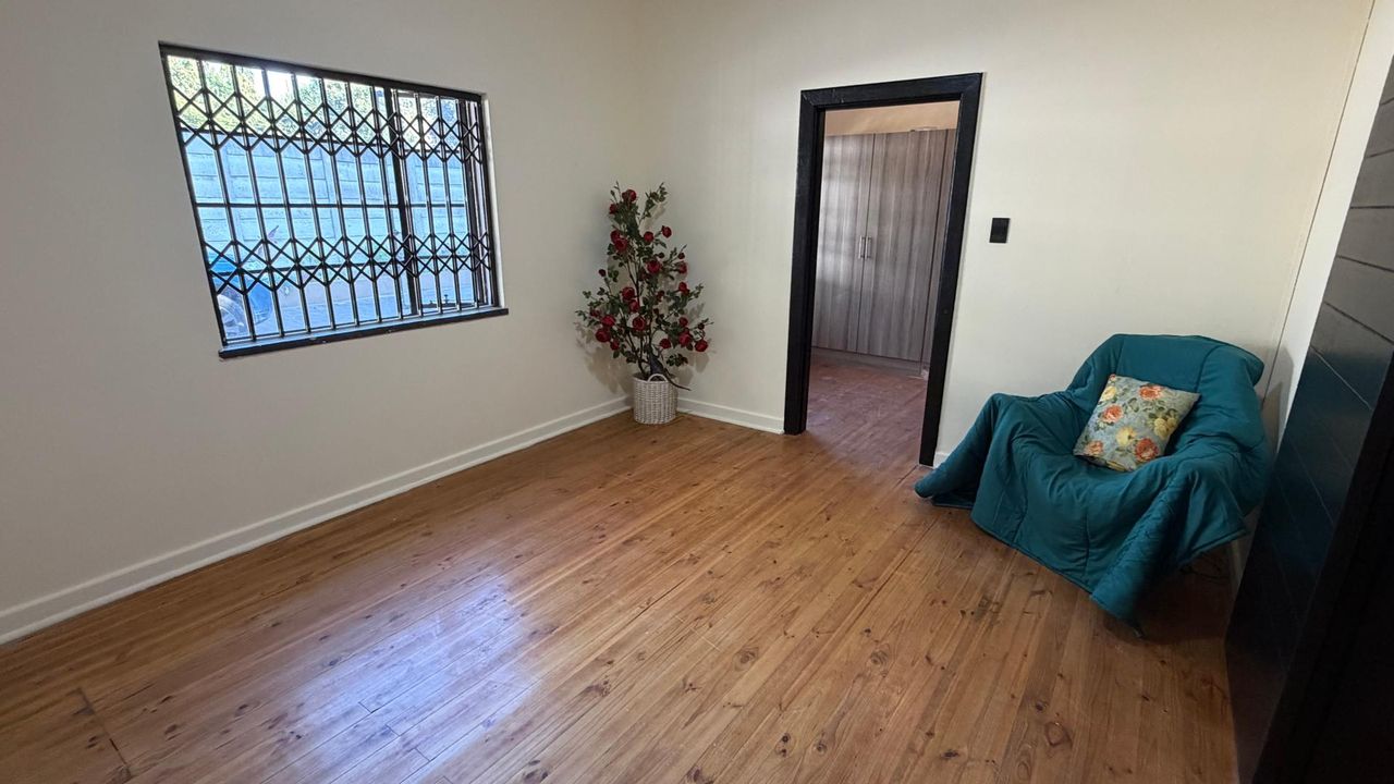 Photo 20 of 35