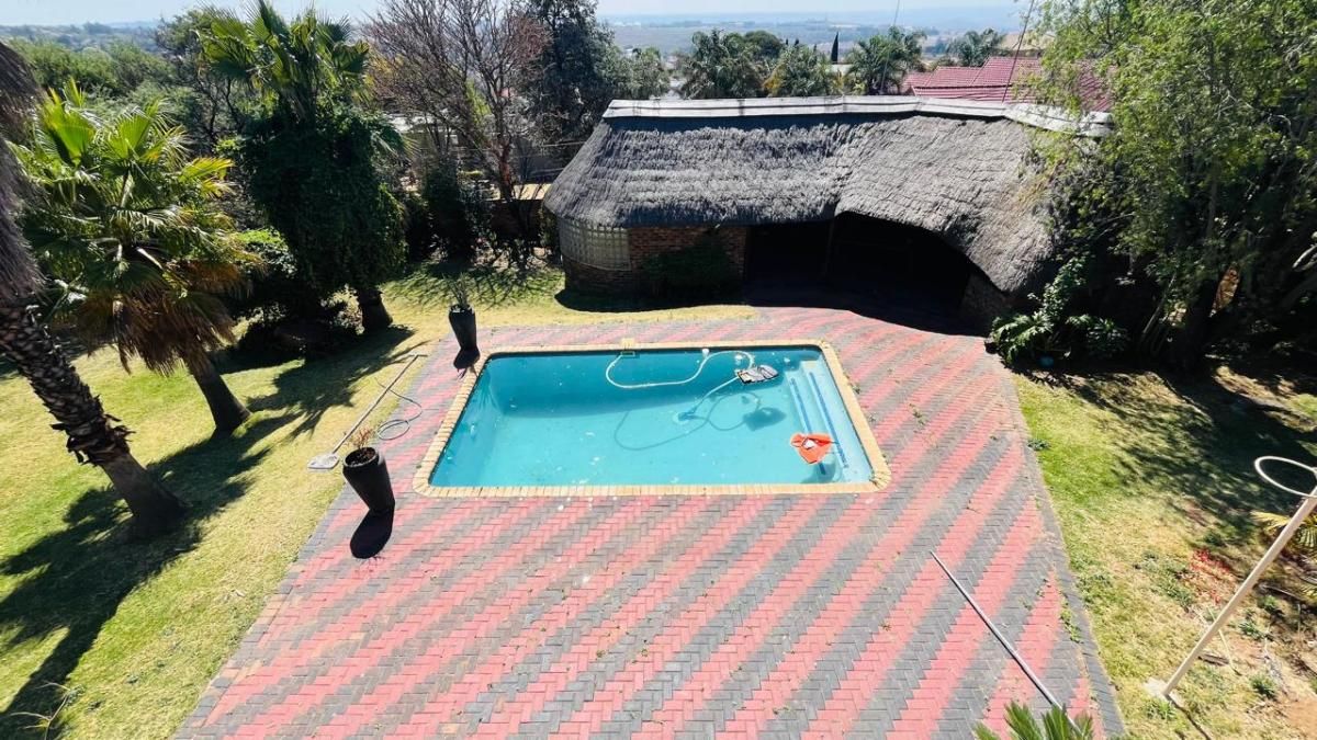 4 Bedroom house for sale in Ben Fleur, Witbank