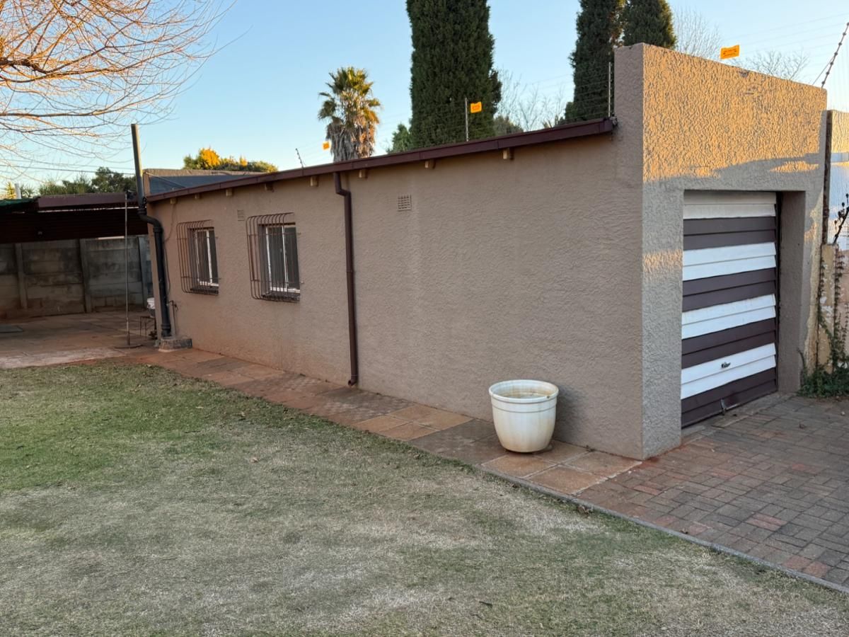 3 Bedroom house for sale in Mindalore, Krugersdorp