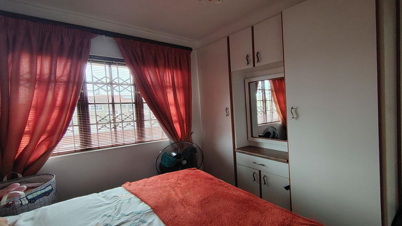Photo 15 of 20