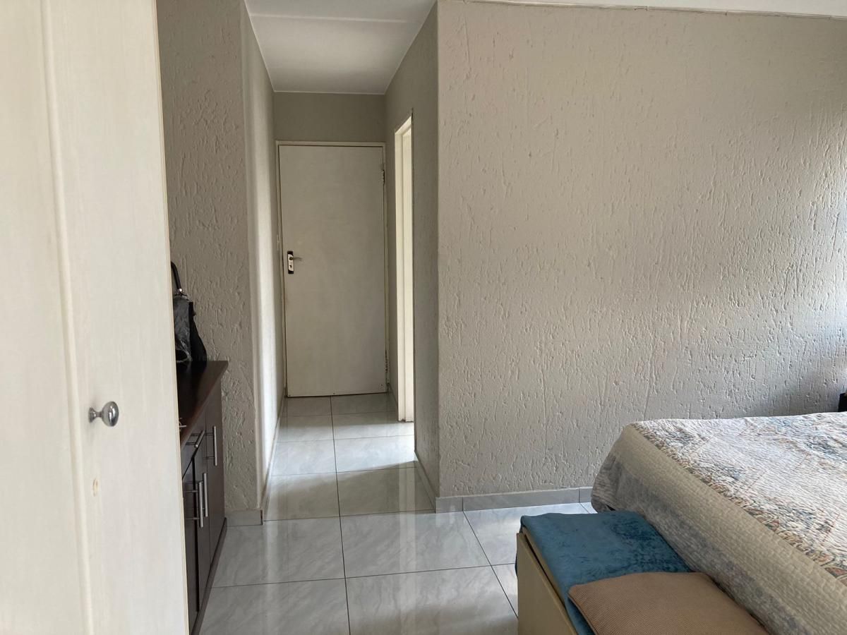 Photo 3 of 13