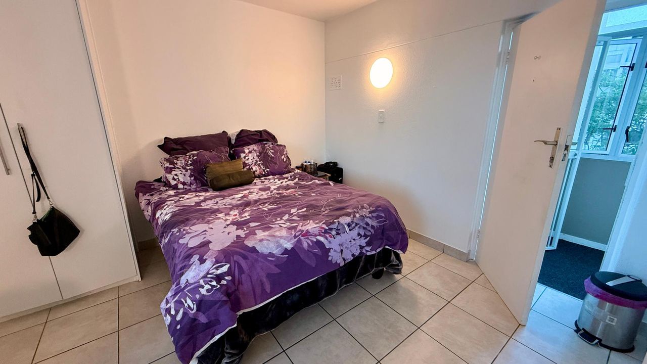 Photo 11 of 22