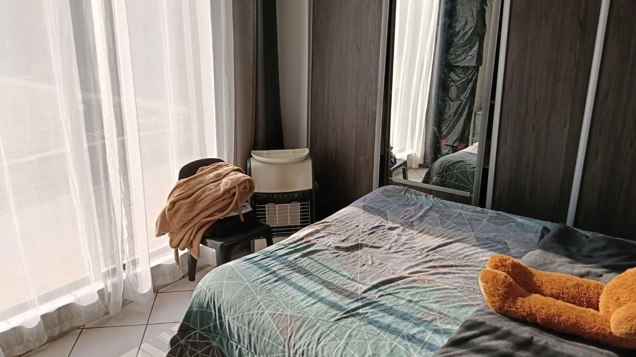 Photo 4 of 26