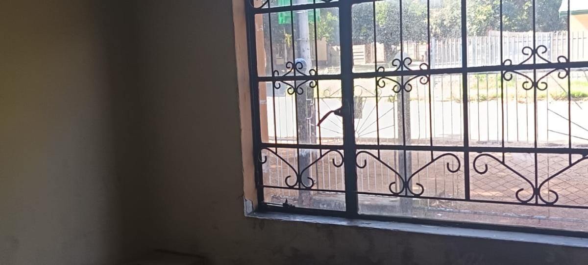 Photo 8 of 15