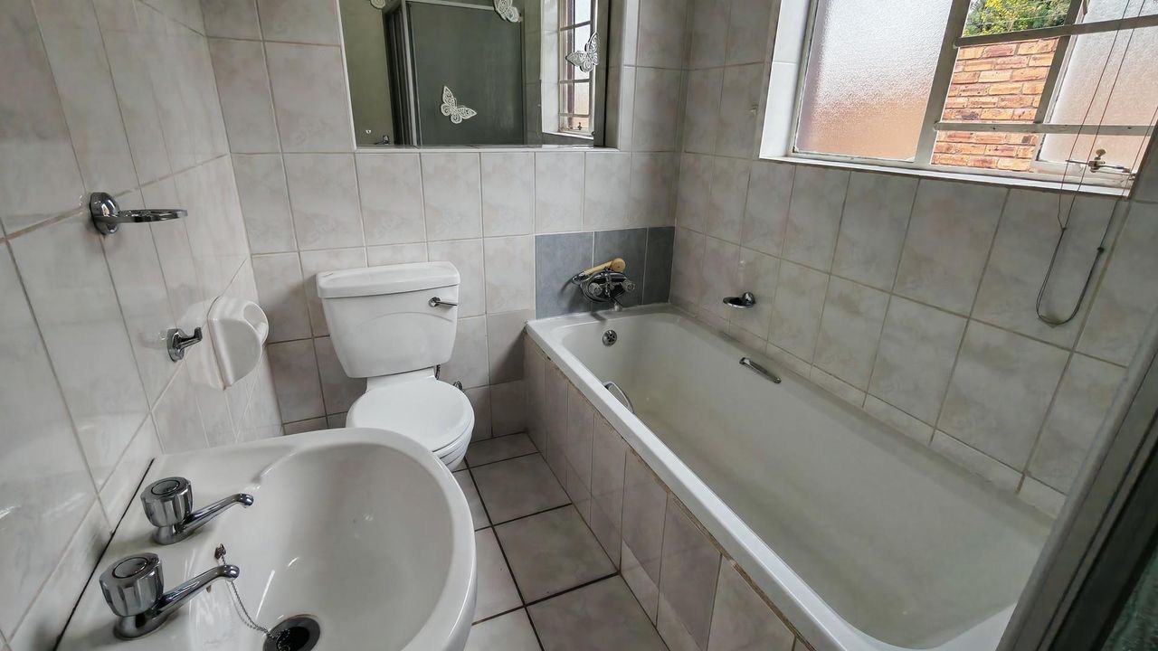 Photo 20 of 20