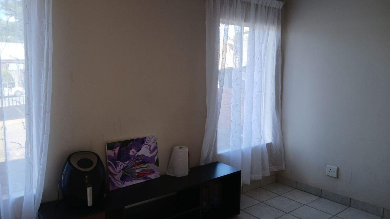 Photo 13 of 29
