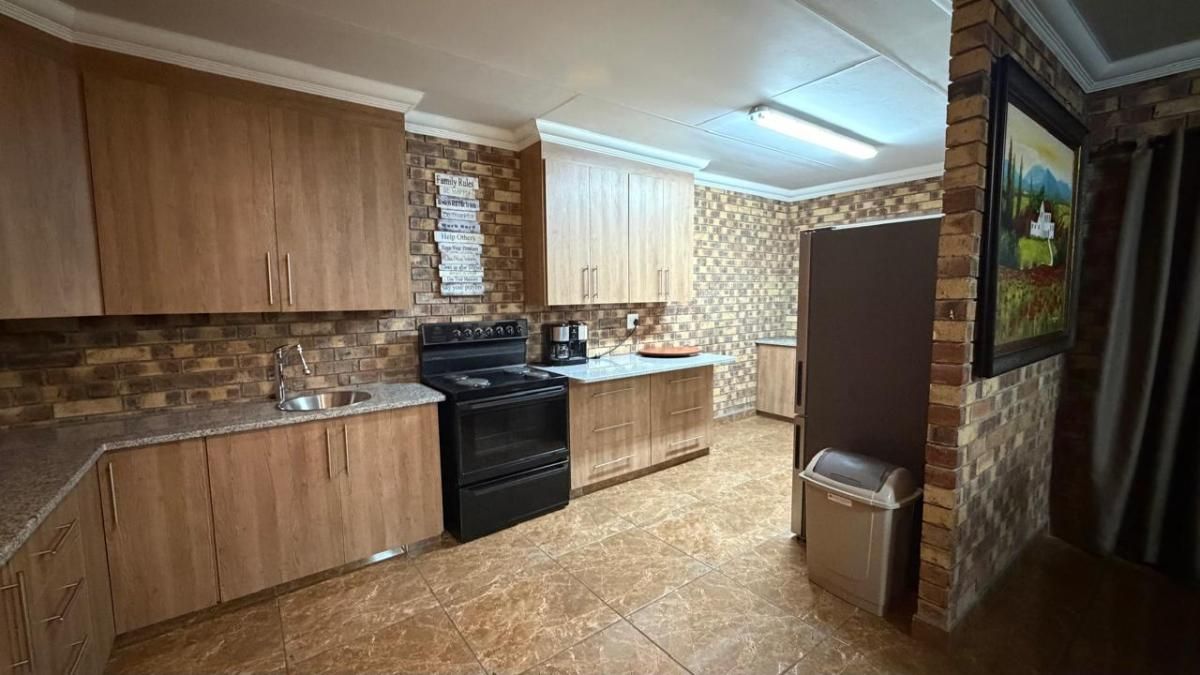Photo of 4 Bedroom house for sale in Roberts Estate, Middelburg