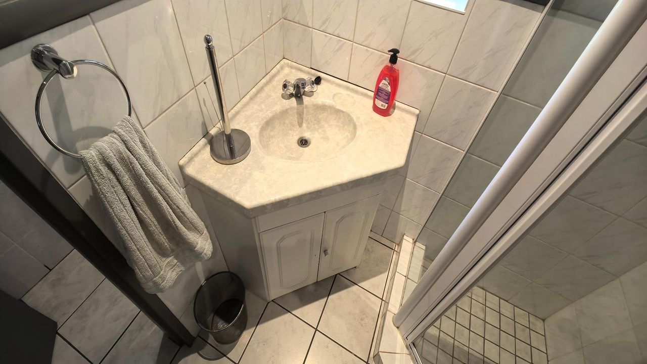 Photo 9 of 26
