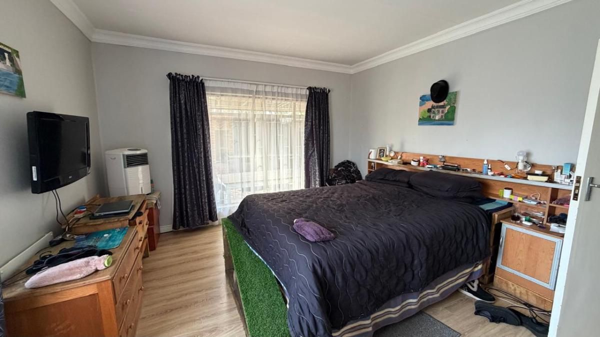 Photo of 2 Bedroom house for sale in Kanonkop, Middelburg