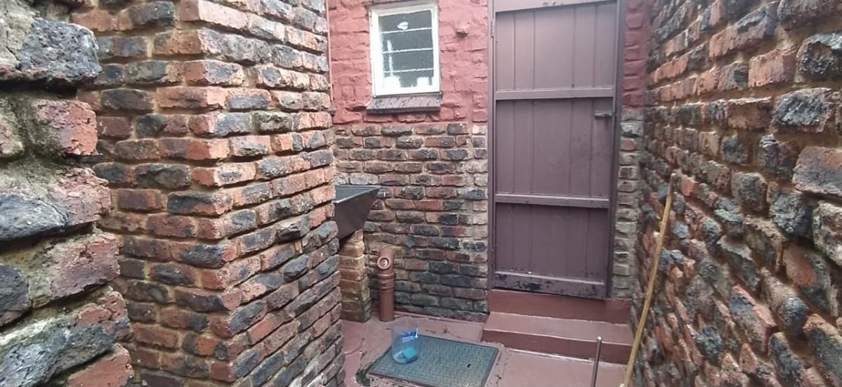 Photo 23 of 24