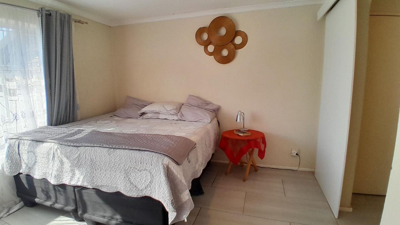 Photo 19 of 34