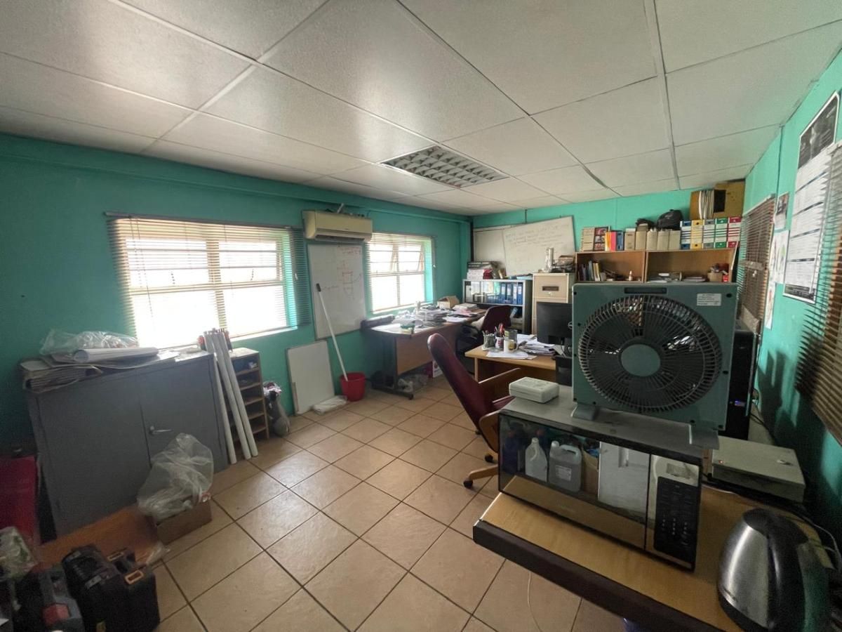 Photo of Commercial Property to let in Jacobs, Durban