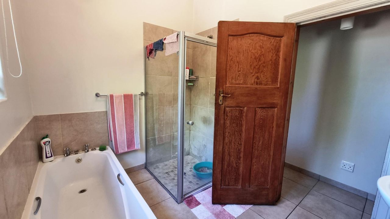 3 Bedroom house to rent in Claremont, Cape Town