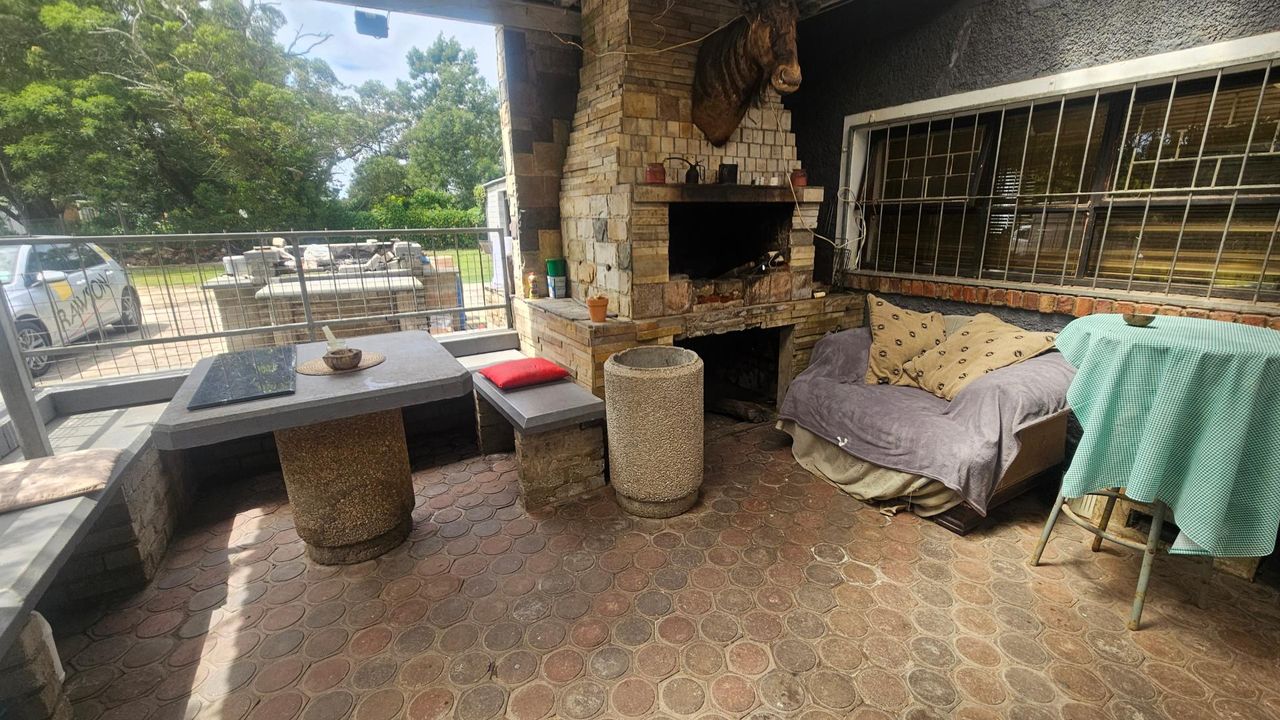 Photo 9 of 36