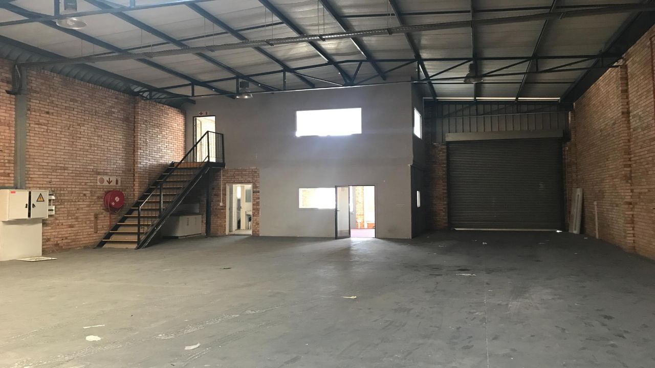 Photo 9 of 17