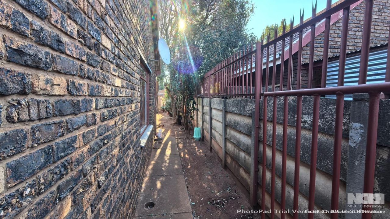 Photo of 4 Bedroom house for sale in Carletonville Central