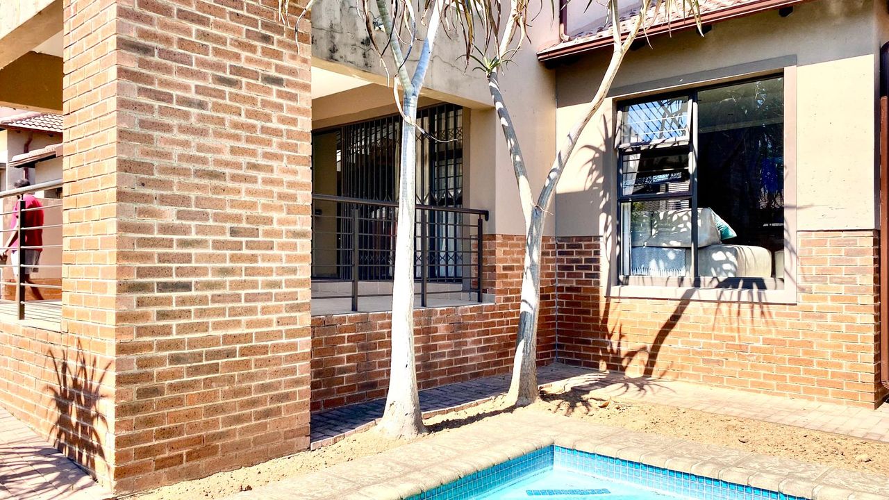 Photo 6 of 47